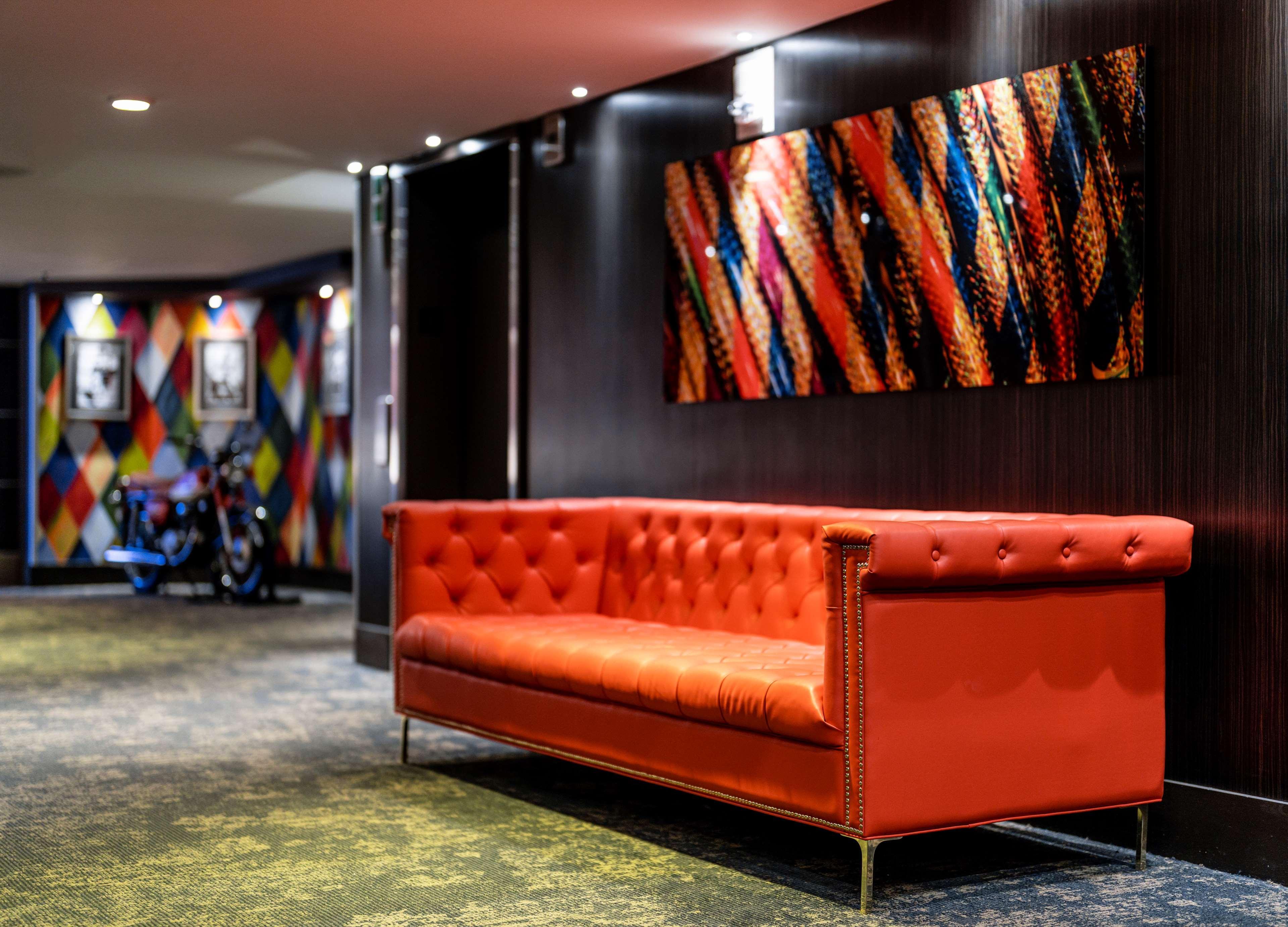 The Verve Boston Natick, Tapestry Collection By Hilton Bagian luar foto